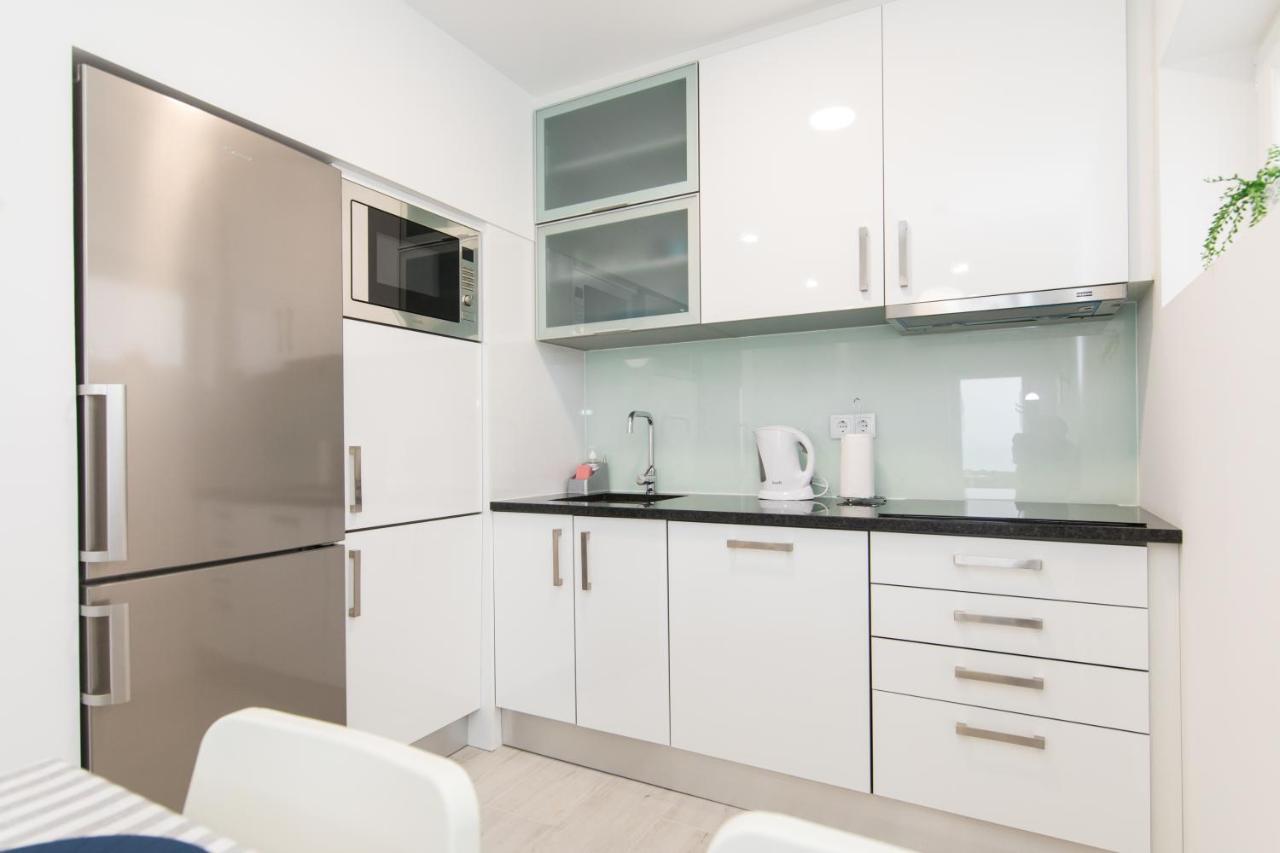 Apartamento Trival - A 1 Minuto Pe Da Praia Sesimbra Exterior photo